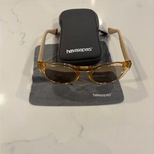 Havaianas Tan Sunglasses